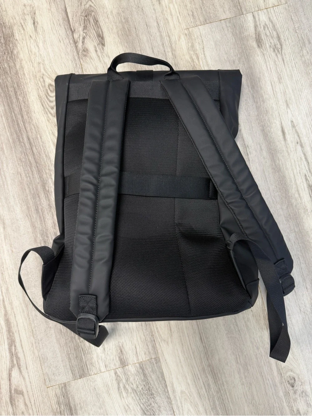 Zara Black Roll-Top Men's Backpack with Elastic Cord